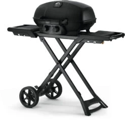 Napoleon Phantom TravelQ PRO285X - Barbecue A Gas -Lodge Store PRO285X MK PHM Web Gallery 02 PRO285X PHM Prod Angle