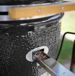 Monolith Le Chef PRO-SERIE 2.0 - Barbecue A Carbone 24 Monolith Le Chef PRO-SERIE 2.0 - Barbecue A Carbone -Lodge Store Pellet affumicatori 3 f169cd50 a3af 41bf b273 2f35892ecb2f